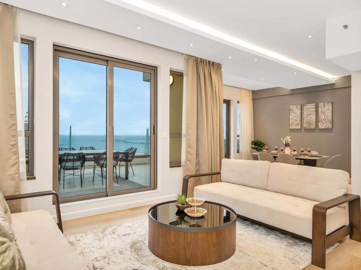Apartment Eye & Palm View 3 Min By Walk From The Dubai