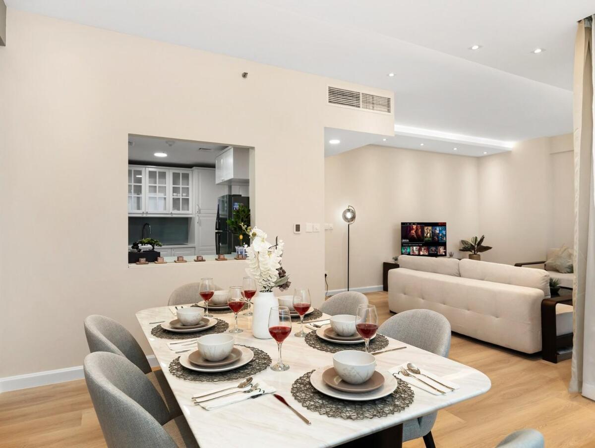 Apartment Eye & Palm View 3 Min By Walk From The Dubai