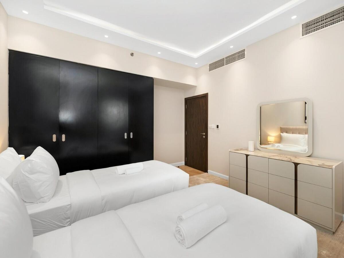 Apartment Eye & Palm View 3 Min By Walk From The *