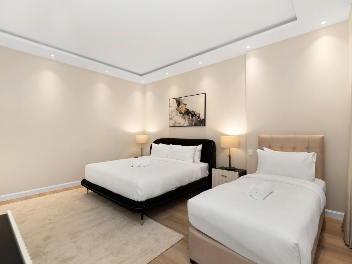 Apartment Eye & Palm View 3 Min By Walk From The *
