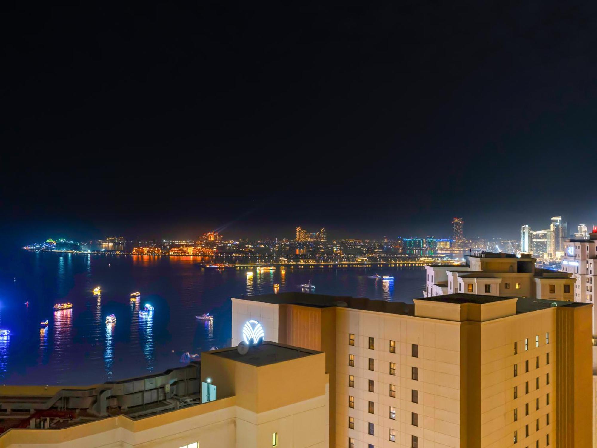 Eye & Palm View 3 Min By Walk From The * Dubai