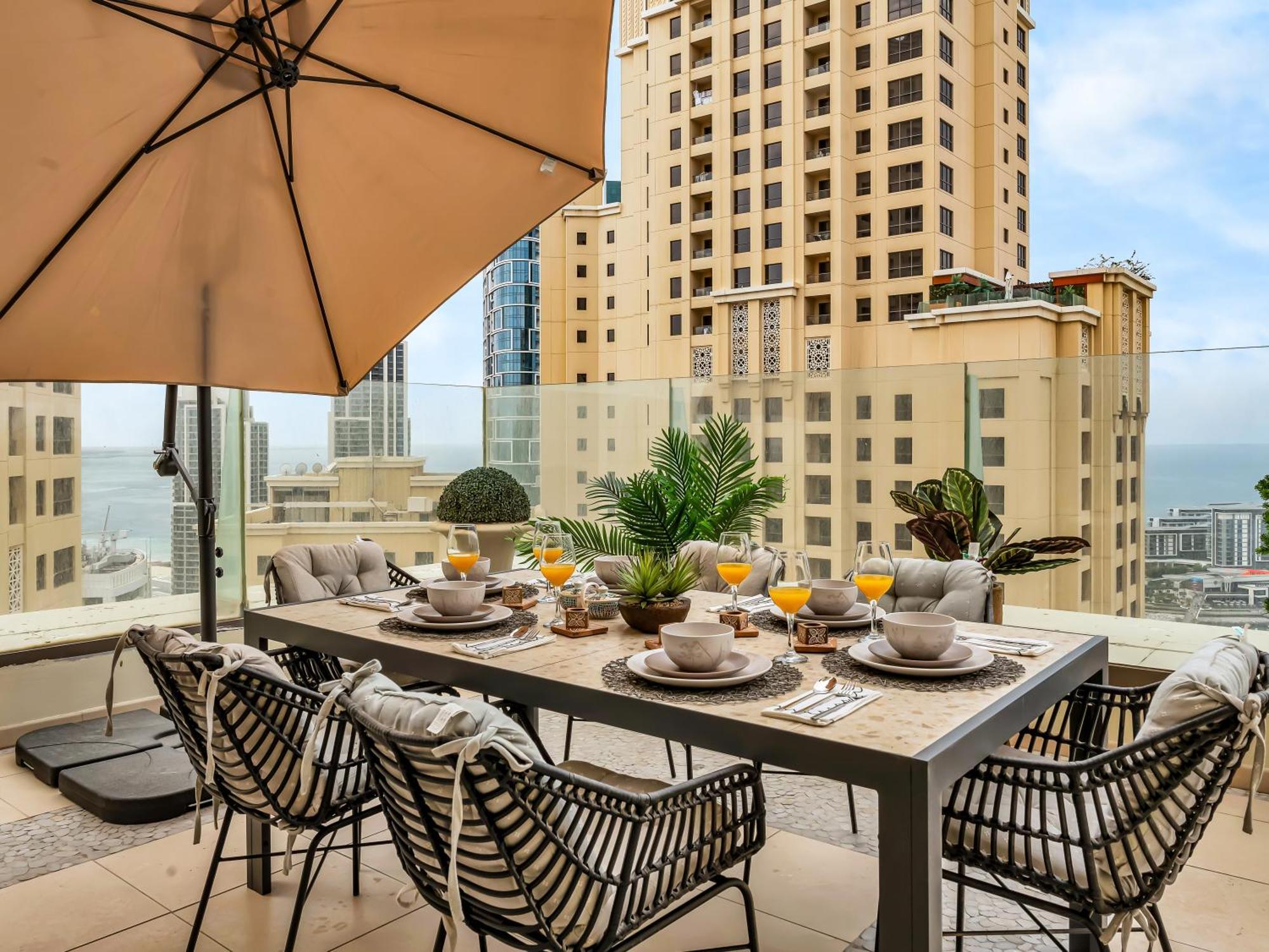 Apartment Eye & Palm View 3 Min By Walk From The *
